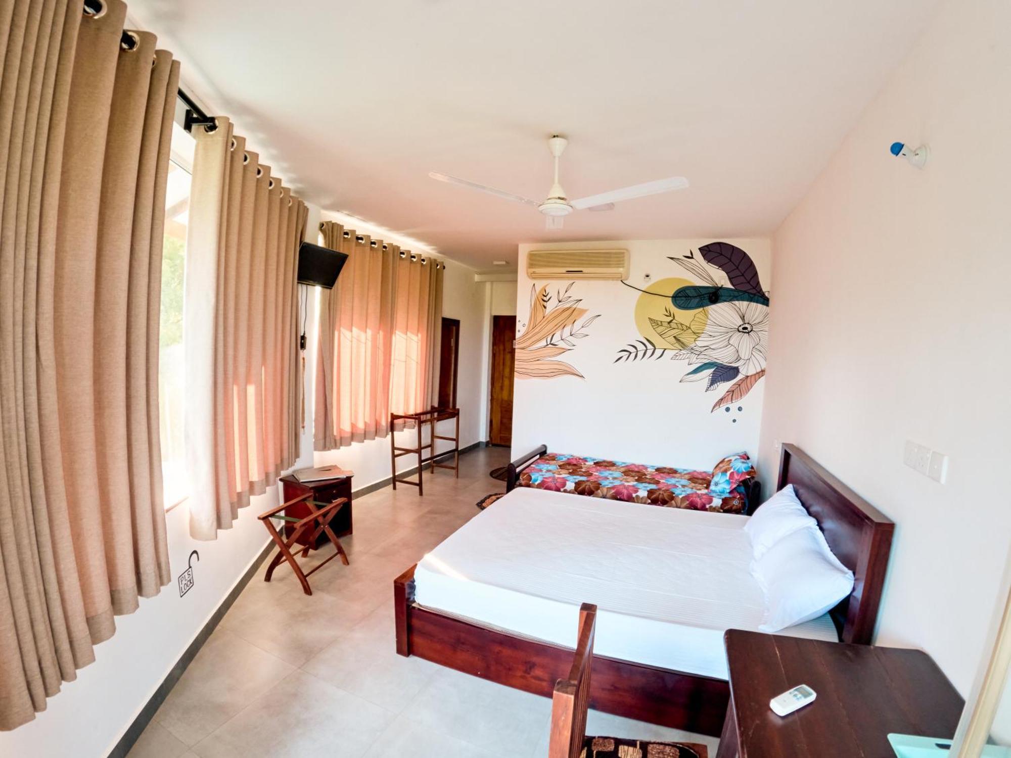 Baden Beach Hotel Kalkudah  Eksteriør bilde