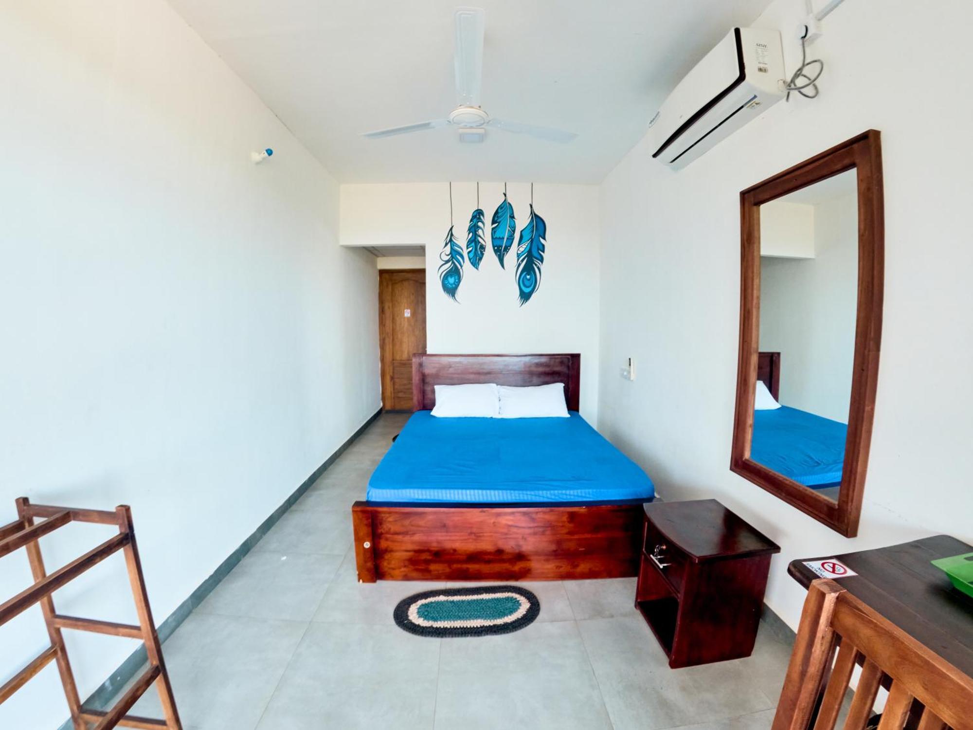 Baden Beach Hotel Kalkudah  Eksteriør bilde