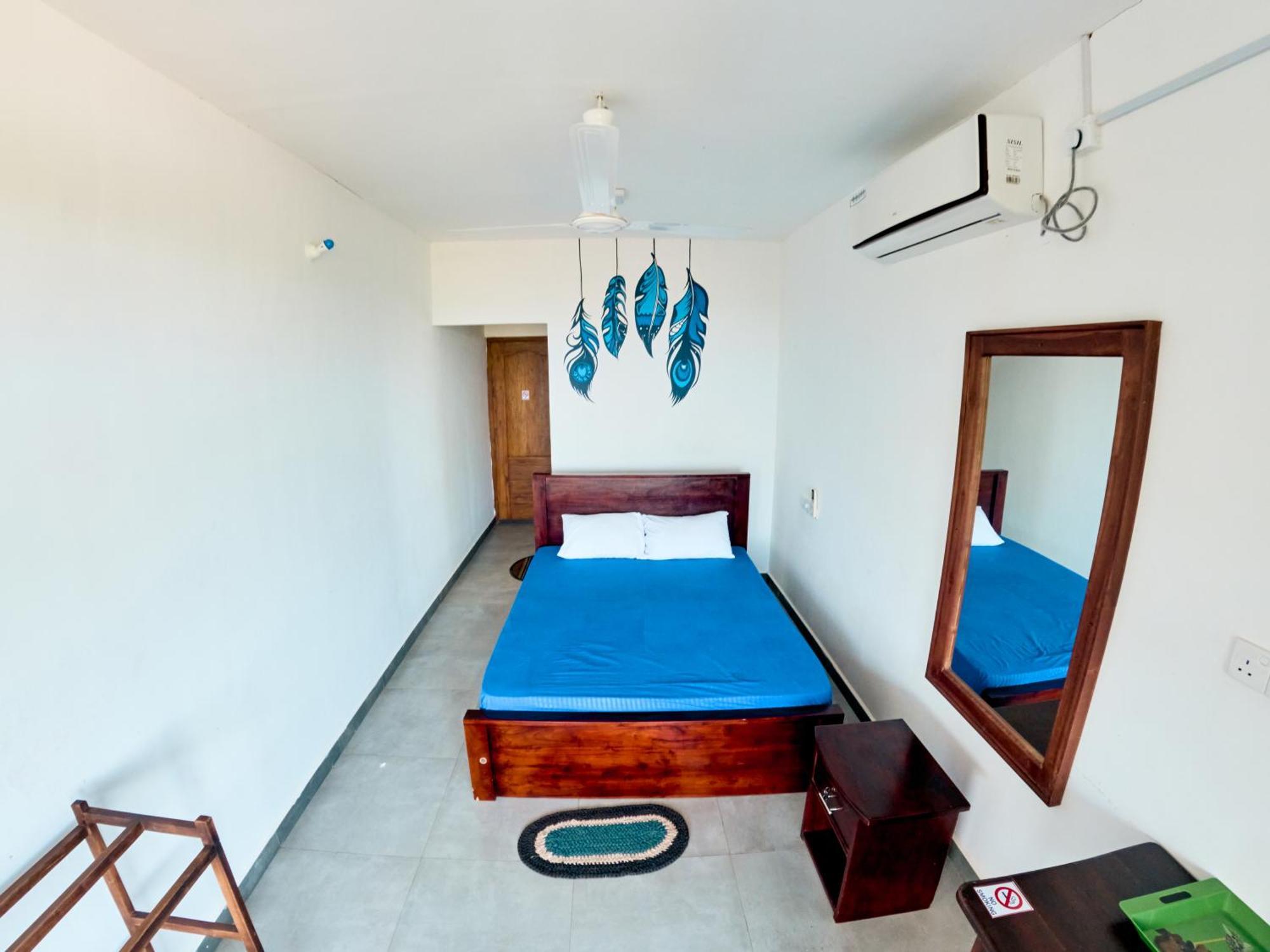 Baden Beach Hotel Kalkudah  Eksteriør bilde