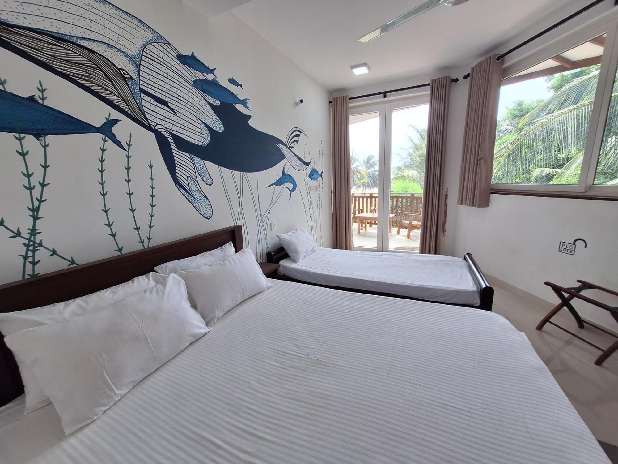 Baden Beach Hotel Kalkudah  Eksteriør bilde